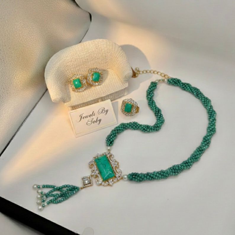 Turquoise Elegance Complete Jewelry Set - Necklace, Earrings & Ring