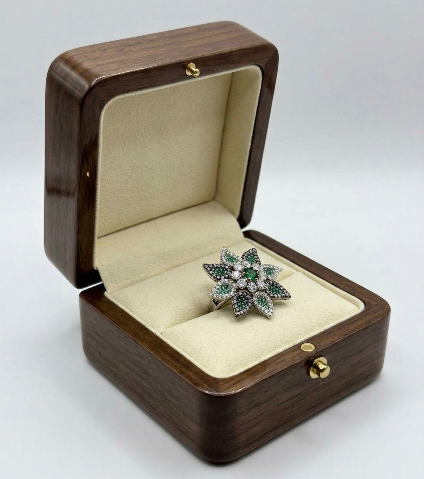 Emerald Star Blossom Ring