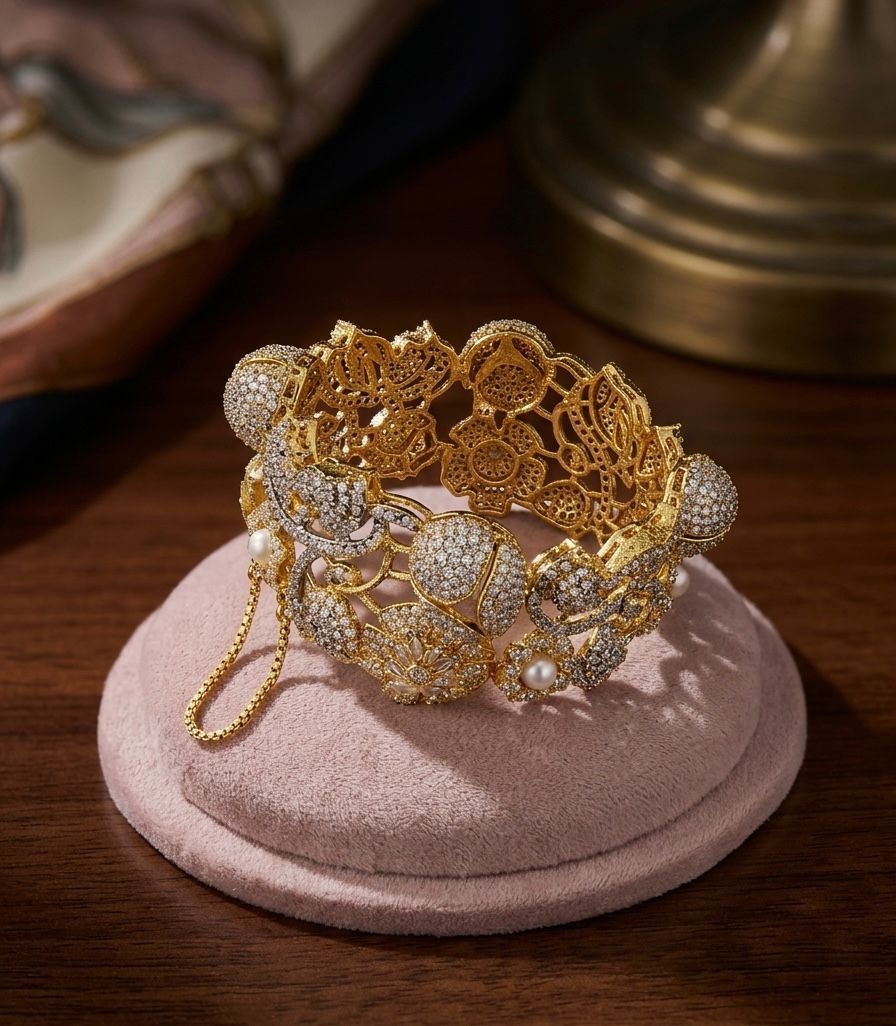 Royal Mosaic Pearl Armlet