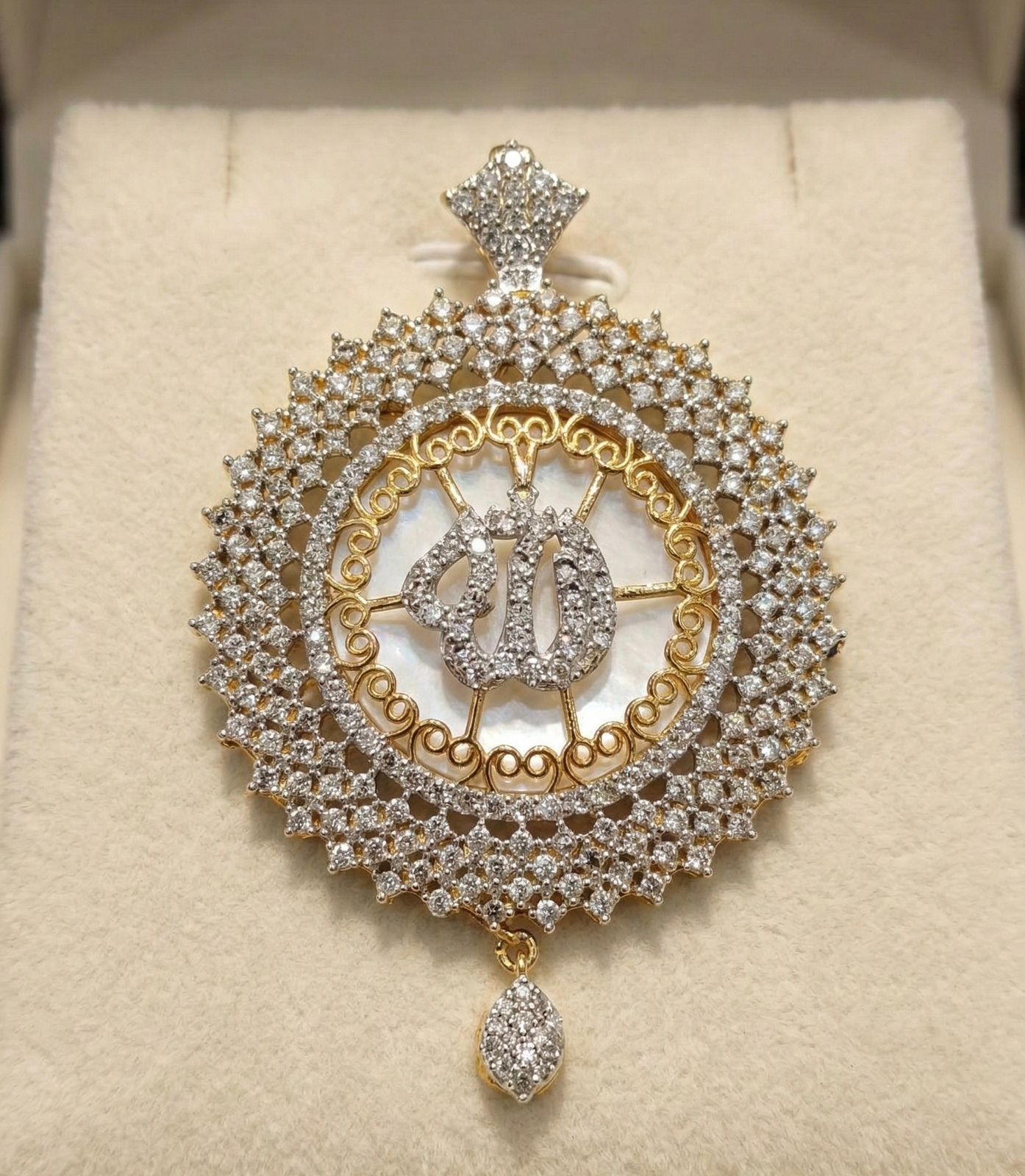 Royal Crown Allah Pendant - Diamond Crystal Islamic Jewelry with Crown