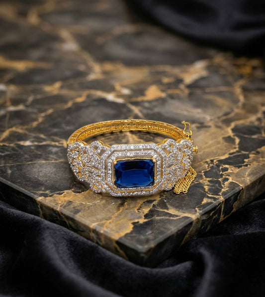 Blue Dynasty Armlet