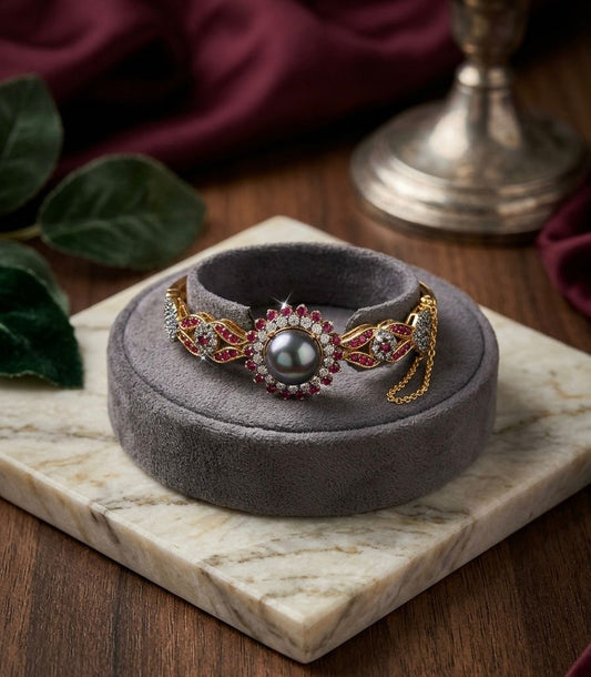 Midnight Pearl Royale Bracelet